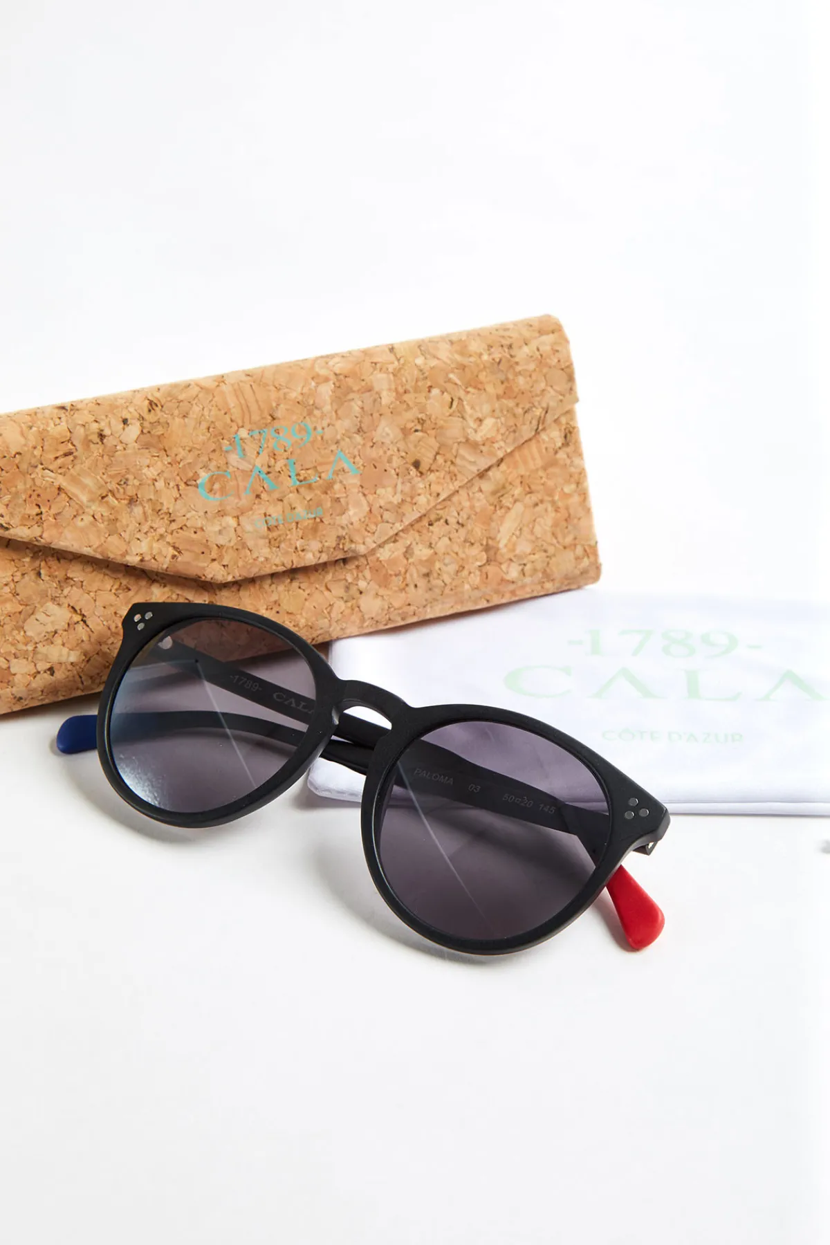 Cala 1789 Lunettes de soleil noires verres noirs PALOMA 04 SUNGLASSES Online
