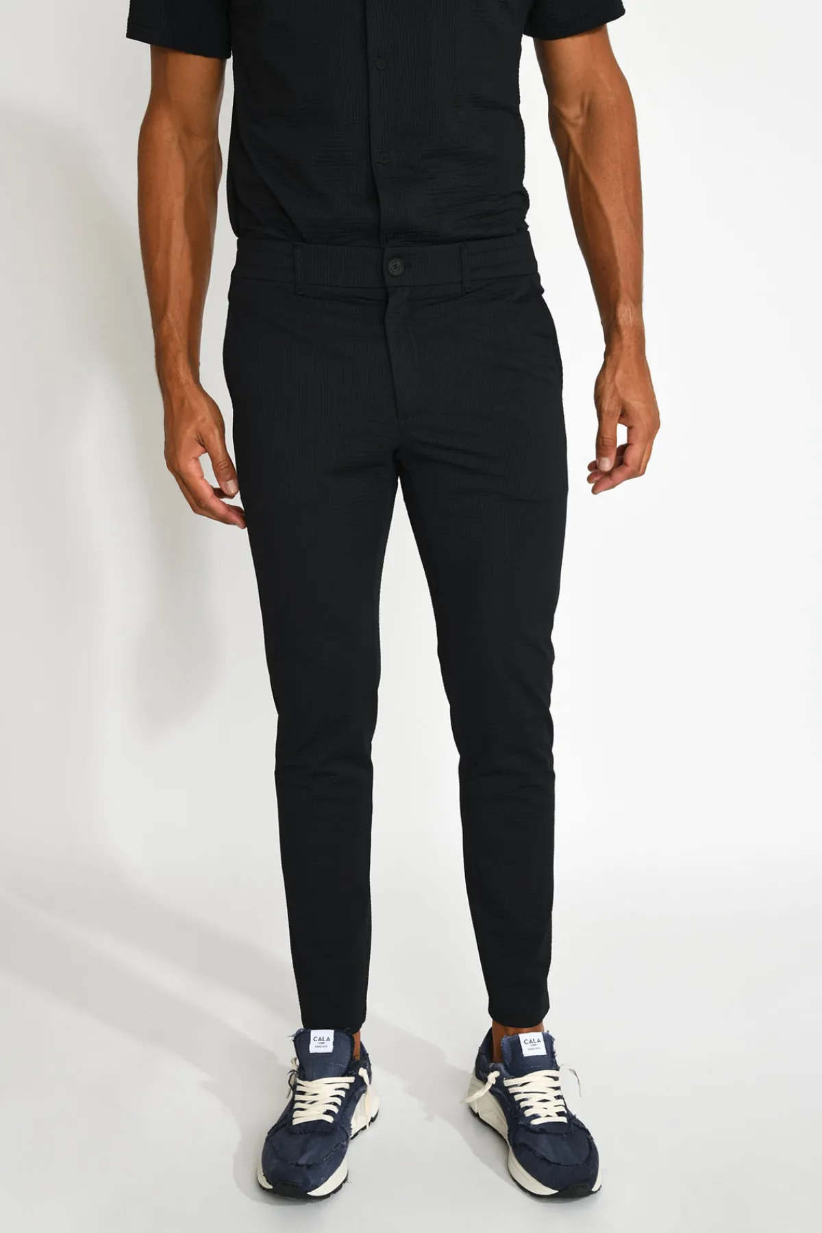 Cala 1789 Pantalon chino noir Serge TRIESTE Online