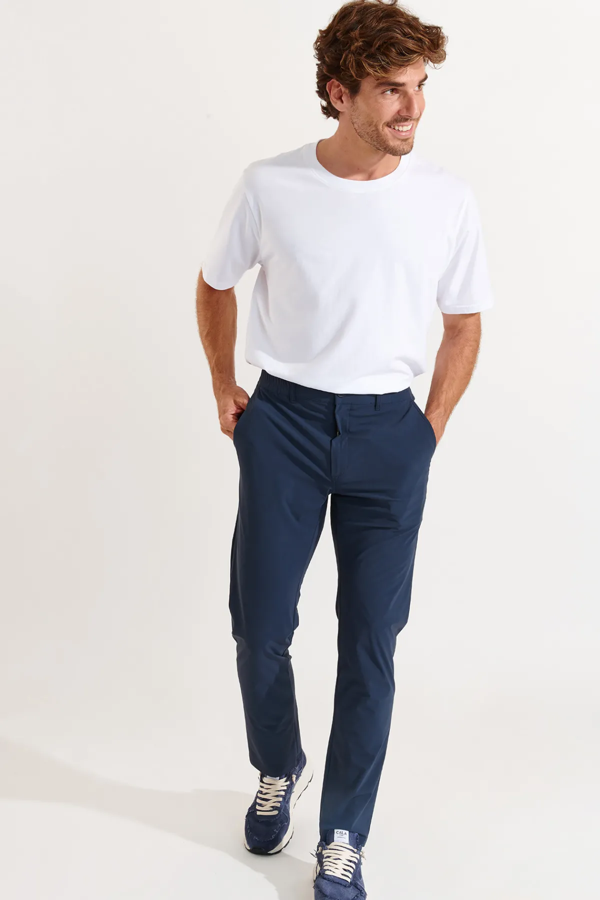 Cala 1789 Pantalon stretch bleu foncé SERGE LESCADA Fashion