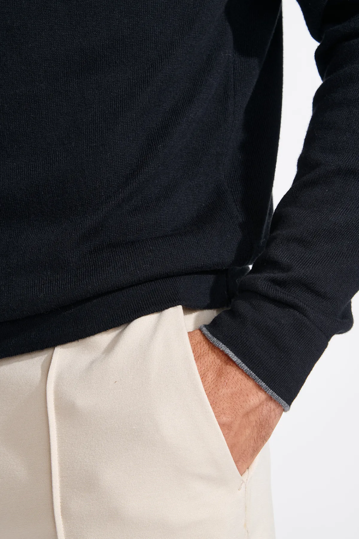 Cala 1789 PULL COL ROULÉ NOIR SILVIO MONZA Clearance