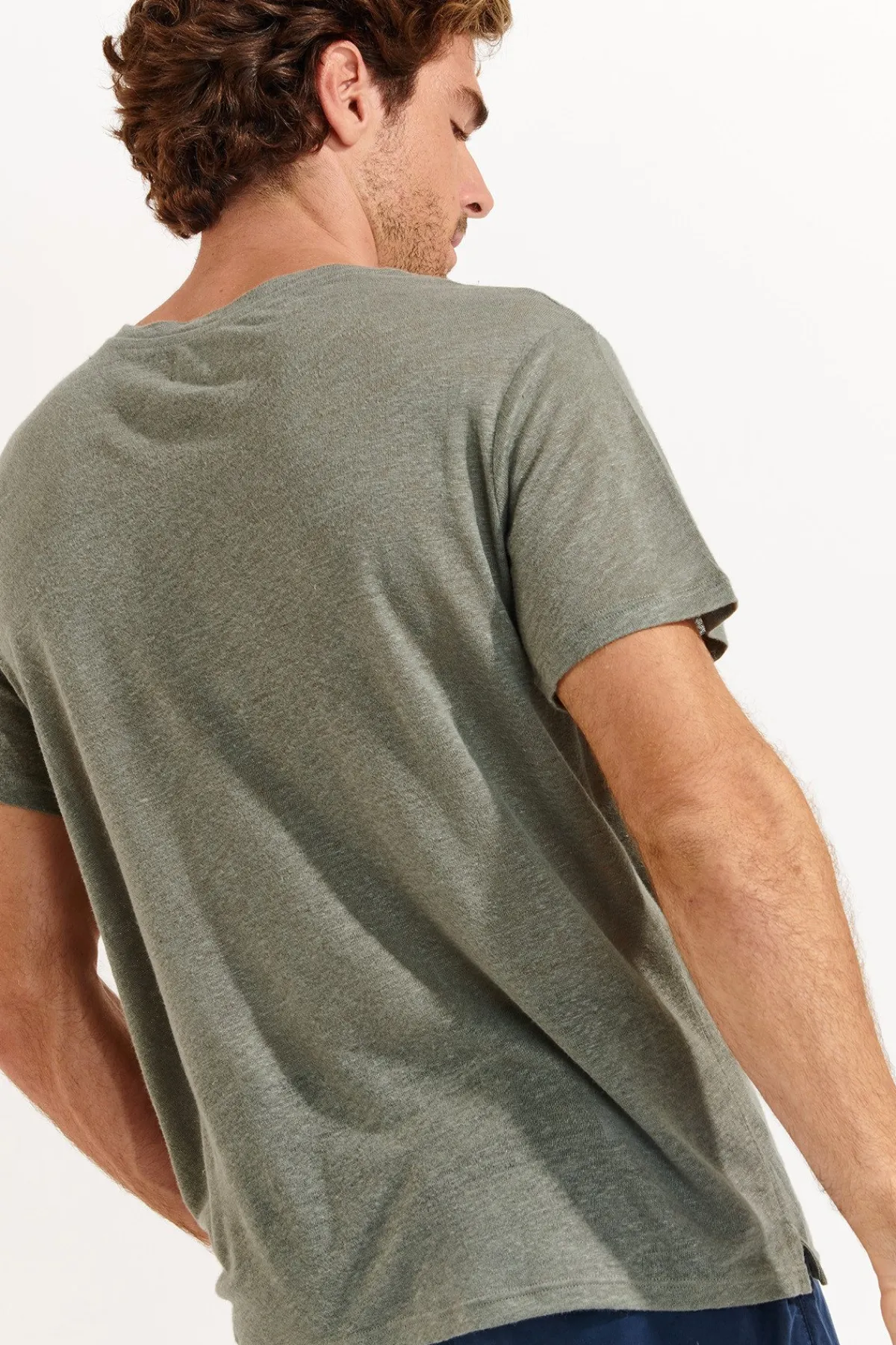 Cala 1789 Tshirt en lin kaki Collection Homme CYRIL LIN Fashion