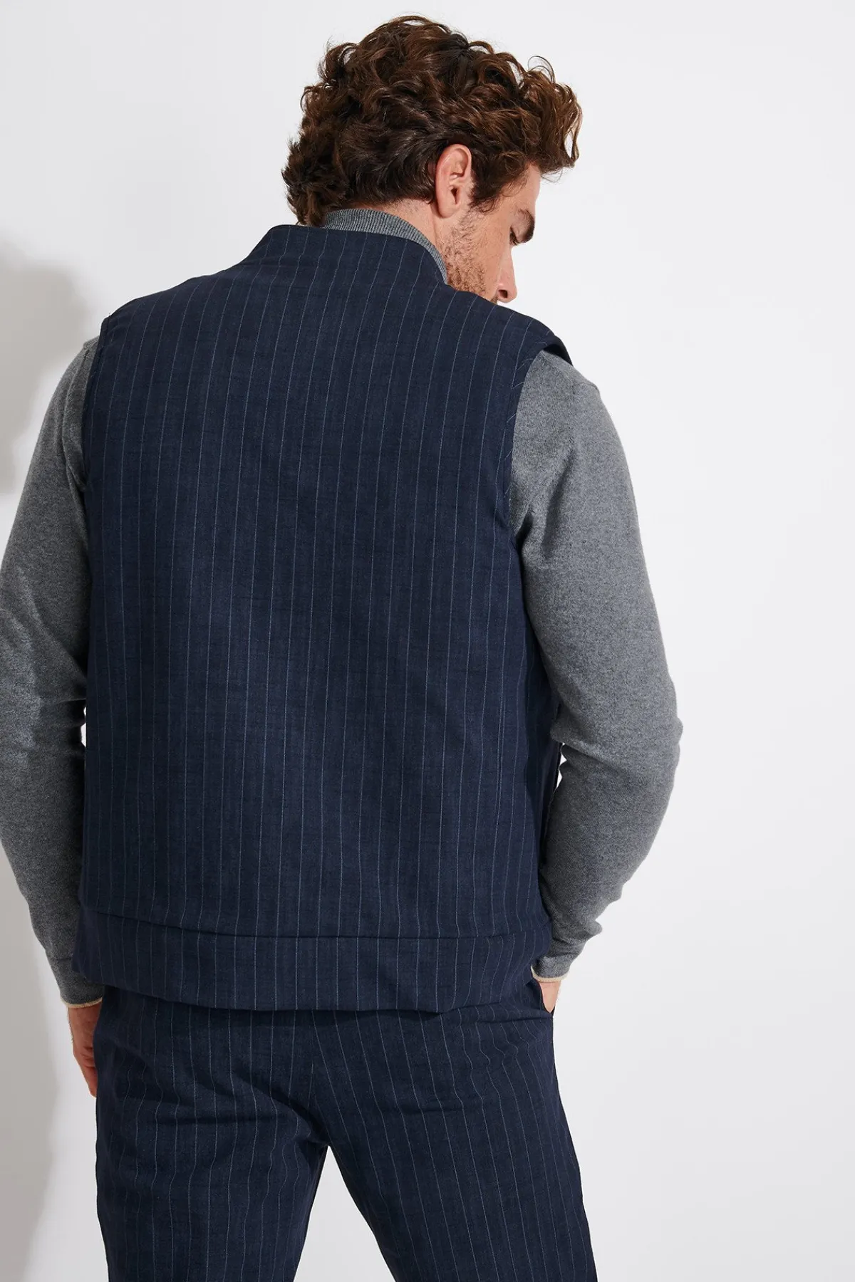Cala 1789 Veste sans manche bleu marine MARKUS SORENTO Hot