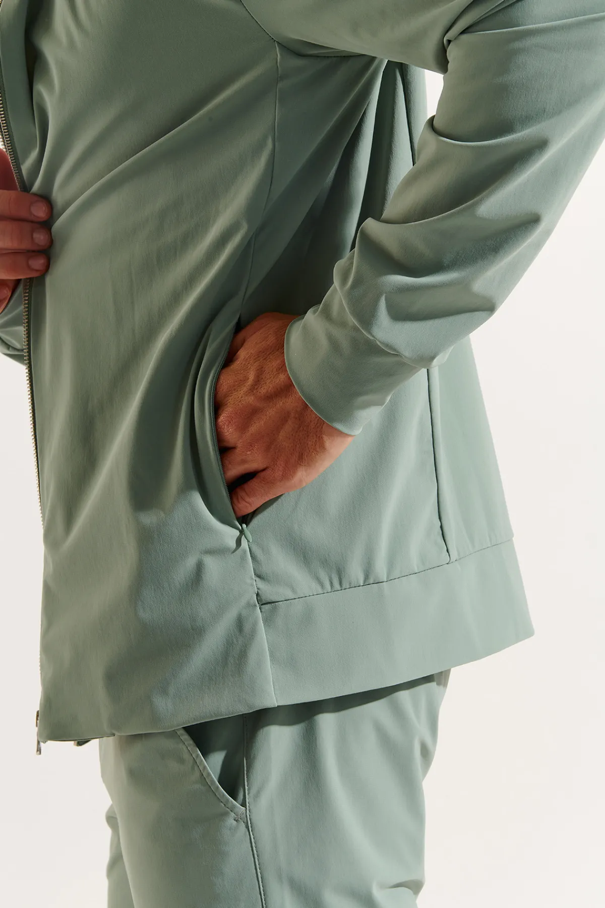 Cala 1789 Veste zippée verte LUC LESCADA Sale